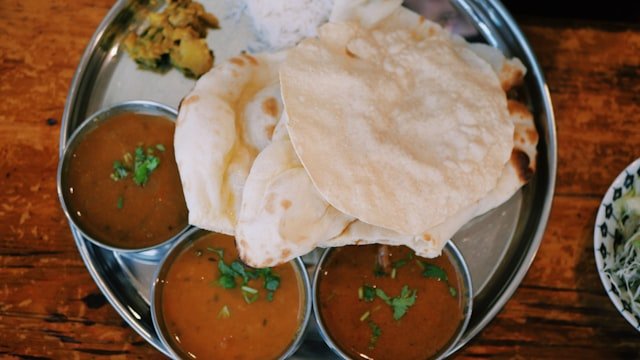 Himachali Dham Traditional Food